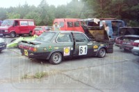 79. BMW 323 Ryszarda Lenarta.   (To zdjęcie w pełnej rozdzielczości możesz kupić na www.kwa-kwa.pl )