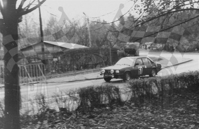 43. Zbigniew Poniewski i J.Staworzyński - Opel Ascona 1300  (To zdjęcie w pełnej rozdzielczości możesz kupić na www.kwa-kwa.pl )