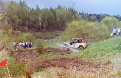 40. P.Urbaniak i M.Płatek - Uaz 469B  (To zdjęcie w pełnej rozdzielczości możesz kupić na www.kwa-kwa.pl )