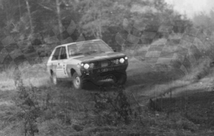 5. Marek Sadowski i Barbara Stępkowska - Polonez 2000.   (To zdjęcie w pełnej rozdzielczości możesz kupić na www.kwa-kwa.pl )