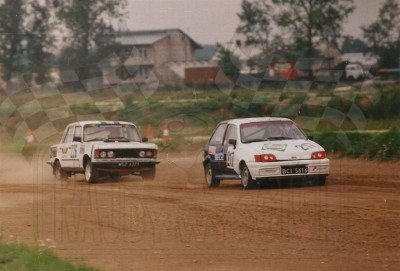 95. Nr.217.Wiesław Białka - Ford Fiesta XR2i, nr.226.Wojciech Koczeski - Polski Fiat 125p.   (To zdjęcie w pełnej rozdzielczości możesz kupić na www.kwa-kwa.pl )