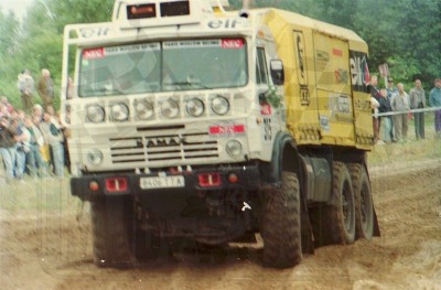 196. E.Doronine, I.Amromin i W.Czagin - Kamaz 4310.   (To zdjęcie w pełnej rozdzielczości możesz kupić na www.kwa-kwa.pl )