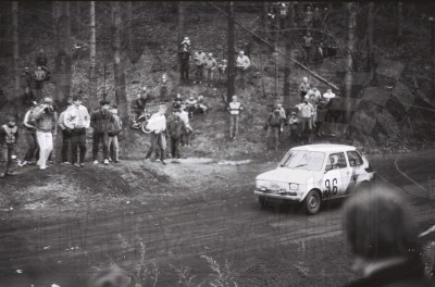 84. Włodzimierz Pawluczuk i Krzysztof Duniec - Polski Fiat 126p.   (To zdjęcie w pełnej rozdzielczości możesz kupić na www.kwa-kwa.pl )