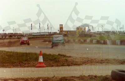 27. Polskie Fiaty 126p na trasie   (To zdjęcie w pełnej rozdzielczości możesz kupić na www.kwa-kwa.pl )