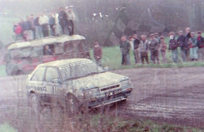 67. Romuald Chałas i Janusz Siniarski - Mazda 323 Turbo 4wd.   (To zdjęcie w pełnej rozdzielczości możesz kupić na www.kwa-kwa.pl )