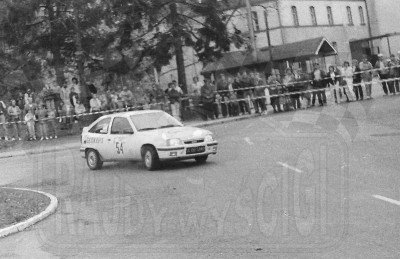 9. Andrzej Chojnacki i Piotr Namysłowski - Opel Kadett GSi.   (To zdjęcie w pełnej rozdzielczości możesz kupić na www.kwa-kwa.pl )