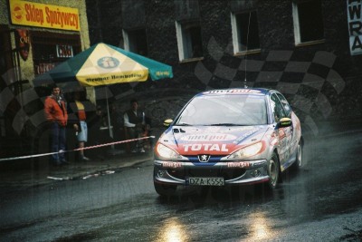 81. Mariusz Pelikański i Daniel Dymurski - Peugeot 206 XS  (To zdjęcie w pełnej rozdzielczości możesz kupić na www.kwa-kwa.pl )