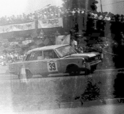 42. Marek Ryndak i Tadeusz Kwiatek - FSO 1300.   (To zdjęcie w pełnej rozdzielczości możesz kupić na www.kwa-kwa.pl )