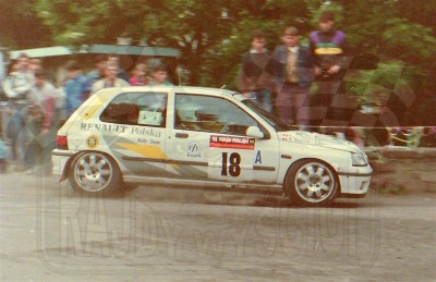 49. Bogdan Herink i Barbara Stępkowska - Renault Clio Williams.   (To zdjęcie w pełnej rozdzielczości możesz kupić na www.kwa-kwa.pl )