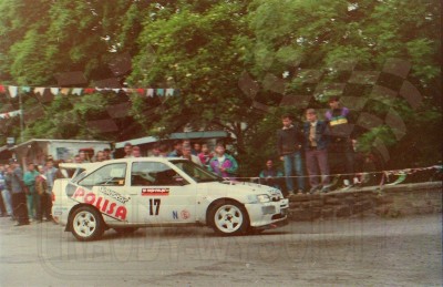 48. Andrzej Chojnacki i Piotr Namyslowski - Ford Escort Cosworth RS.   (To zdjęcie w pełnej rozdzielczości możesz kupić na www.kwa-kwa.pl )