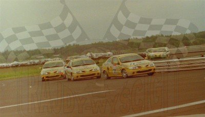 16. Nr.11.Maciej Ptak, nr.21.Zbigniew Szwagierczak - Renaulty Megane coupe.   (To zdjęcie w pełnej rozdzielczości możesz kupić na www.kwa-kwa.pl )