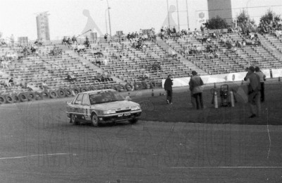 73. Błażej Krupa i Piotr Mystkowski - Renault 21 Turbo.   (To zdjęcie w pełnej rozdzielczości możesz kupić na www.kwa-kwa.pl )