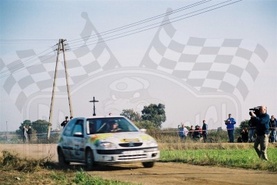 72. Marcin Pogorzelski i Tomasz Wysocki - Citroen Saxo  (To zdjęcie w pełnej rozdzielczości możesz kupić na www.kwa-kwa.pl )