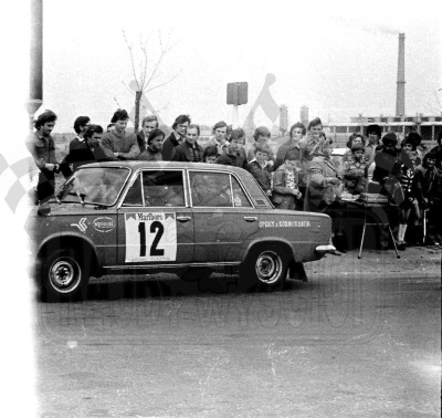 Józef Ważny i Krzysztof Lederer - Polski Fiat 125p 1600. To zdjęcie w pełnej rozdzielczości możesz kupić na http://kwa-kwa.pl