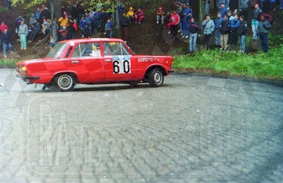 76. Krzysztof Godwod i Sławomir Kazimierczak - FSO 1600.   (To zdjęcie w pełnej rozdzielczości możesz kupić na www.kwa-kwa.pl )