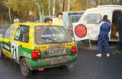 10. Włodzimierz Pawluczuk i Marek Kaczmarek - Suzuki Maruti 800.   (To zdjęcie w pełnej rozdzielczości możesz kupić na www.kwa-kwa.pl )