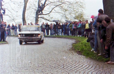 79. Piotr Granica i Marek Kaczmarek - FSO 1500.   (To zdjęcie w pełnej rozdzielczości możesz kupić na www.kwa-kwa.pl )