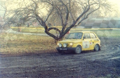24. Jacek Rathe i Arkadiusz Waluś - Polski Fiat 126p.   (To zdjęcie w pełnej rozdzielczości możesz kupić na www.kwa-kwa.pl )