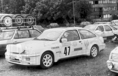 17. Ford Sierra Cosworth RS szwajcarskiej załogi Michel Barbezat i Jean Pierre Lauenberger.   (To zdjęcie w pełnej rozdzielczości możesz kupić na www.kwa-kwa.pl )