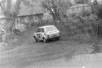 19. Artur Orlikowski i Marcin Wiertlewski - Polski Fiat 126p.   (To zdjęcie w pełnej rozdzielczości możesz kupić na www.kwa-kwa.pl )