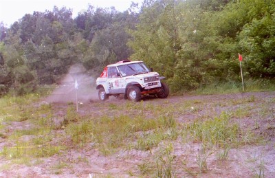 28. Jarosław Najwer i Tadeusz Rzepka - Isuzu Huzar 3500  (To zdjęcie w pełnej rozdzielczości możesz kupić na www.kwa-kwa.pl )