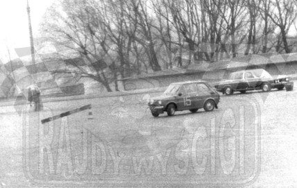 3. Mariusz Grześkowiak i Marek Kaniewski - Polski Fiat 126p  (To zdjęcie w pełnej rozdzielczości możesz kupić na www.kwa-kwa.pl )