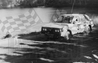 43. Janusz Szerla i Marek Oziębło - Polonez 1600 Turbo  (To zdjęcie w pełnej rozdzielczości możesz kupić na www.kwa-kwa.pl )