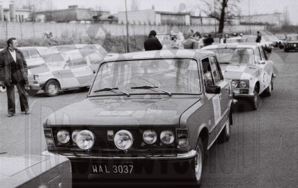 2. Paweł Gościniak i Robert Gościniak - Polski Fiat 125p  (To zdjęcie w pełnej rozdzielczości możesz kupić na www.kwa-kwa.pl )