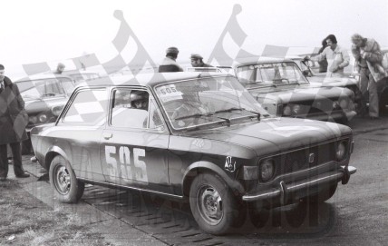 65. Janusz Szajng - Fiat 128  (To zdjęcie w pełnej rozdzielczości możesz kupić na www.kwa-kwa.pl )