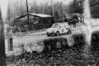 76. Andrzej Wyrożemski i P.Pudłowski - Polski Fiat 126p  (To zdjęcie w pełnej rozdzielczości możesz kupić na www.kwa-kwa.pl )