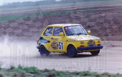 3. Antoni Skudło - Polski Fiat 126p.   (To zdjęcie w pełnej rozdzielczości możesz kupić na www.kwa-kwa.pl )