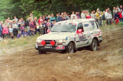 180. J.Dupont i M.Desaunay - Toyota Station Wagon.   (To zdjęcie w pełnej rozdzielczości możesz kupić na www.kwa-kwa.pl )