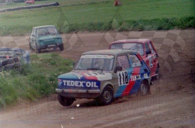 3. Nr.118. Paweł Wieczorek, nr.124. Rafał Tokarski - Polskie Fiaty 126p   (To zdjęcie w pełnej rozdzielczości możesz kupić na www.kwa-kwa.pl )