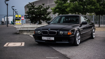 BMW E38 V8 4.4 - Banditen Wagen Projekt