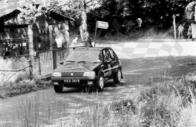 10. Ryszard Trzciński i Maciej Hołuj - Peugeot 205 GTi.   (To zdjęcie w pełnej rozdzielczości możesz kupić na www.kwa-kwa.pl )