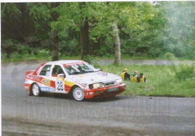 93. Zenon Sawicki i Jarosław Baran - Ford Sierra Saphire Cosworth RS   (To zdjęcie w pełnej rozdzielczości możesz kupić na www.kwa-kwa.pl )