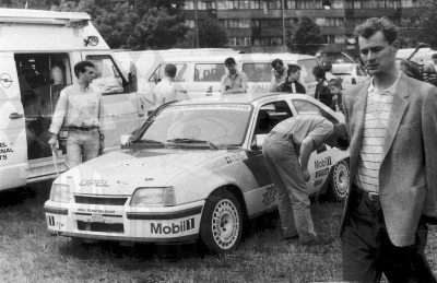 19. Opel Kadett GSi 16V belgijskiej załogi Bruno Thiry i Stephane Prevot.   (To zdjęcie w pełnej rozdzielczości możesz kupić na www.kwa-kwa.pl )
