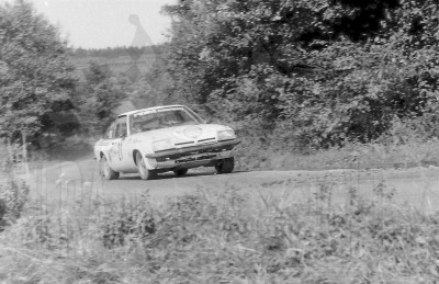 59. Wiesław Stec i Jerzy Bigos - Opel Manta.   (To zdjęcie w pełnej rozdzielczości możesz kupić na www.kwa-kwa.pl )