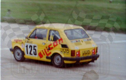 2. Arkadiusz Walus - Polski Fiat 126p   (To zdjęcie w pełnej rozdzielczości możesz kupić na www.kwa-kwa.pl )