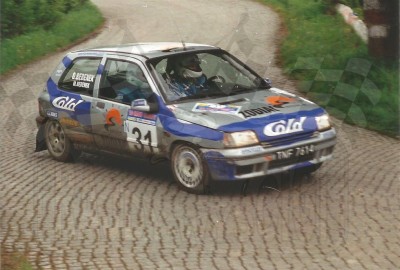 19. Grzegorz Bębenek i Michał Bębenek - Renault Clio Williams   (To zdjęcie w pełnej rozdzielczości możesz kupić na www.kwa-kwa.pl )