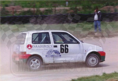 4. Włodzimierz Pawluczuk - Fiat Cinquecento Abarth.   (To zdjęcie w pełnej rozdzielczości możesz kupić na www.kwa-kwa.pl )