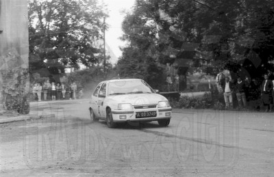 92. Andrzej Chojnacki i Piotr Namysłowski - Opel Kadett GSi.   (To zdjęcie w pełnej rozdzielczości możesz kupić na www.kwa-kwa.pl )