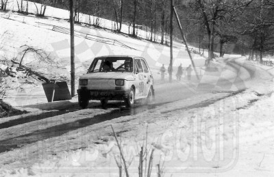 33. Mariusz Ficoń i Piotr Goworowski - Polski Fiat 126p.   (To zdjęcie w pełnej rozdzielczości możesz kupić na www.kwa-kwa.pl )