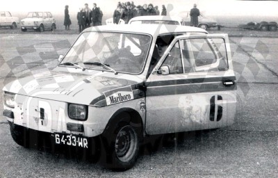 19. Zbigniew Maliński i Jacek Czayka - Polski Fiat 126p  (To zdjęcie w pełnej rozdzielczości możesz kupić na www.kwa-kwa.pl )