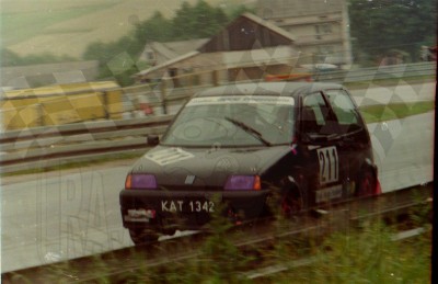 30. Antoni Skudło - Fiat Cinquecento.   (To zdjęcie w pełnej rozdzielczości możesz kupić na www.kwa-kwa.pl )