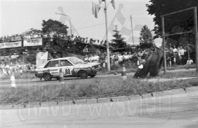 82. Marek Sadowski i Barbara Stępkowska - Polonez 2000.   (To zdjęcie w pełnej rozdzielczości możesz kupić na www.kwa-kwa.pl )