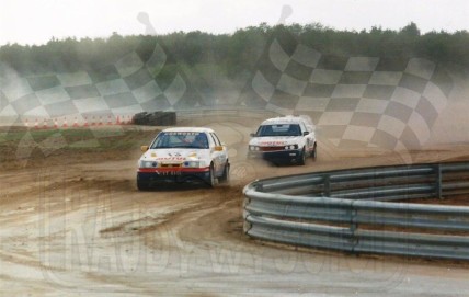 122. Jacek Ptaszek - Ford Sierra Saphire Cosworth RS, Stanisław Ambroszkiewicz - Mazda 323 Turbo 4wd.   (To zdjęcie w pełnej rozdzielczości możesz kupić na www.kwa-kwa.pl )