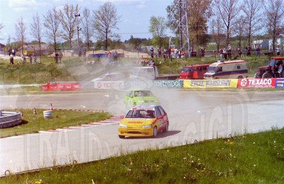 9. Marcin Sienkiewicz - Peugeot 106 XSi i V.Tuma - VW Polo  (To zdjęcie w pełnej rozdzielczości możesz kupić na www.kwa-kwa.pl )