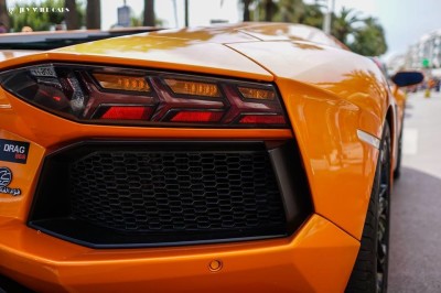 Lamborghini Aventador LP700-4 1