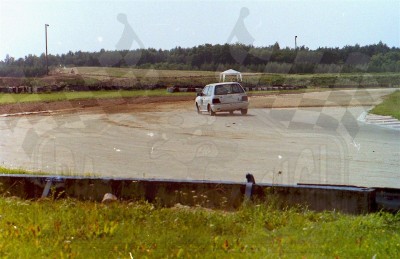 15. Paweł Wieczorek - Suzuki Swift GTi 16V   (To zdjęcie w pełnej rozdzielczości możesz kupić na www.kwa-kwa.pl )